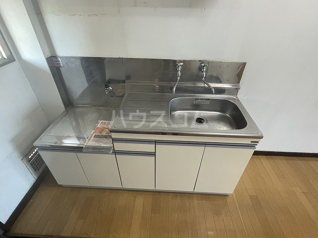 16/30 キッチン