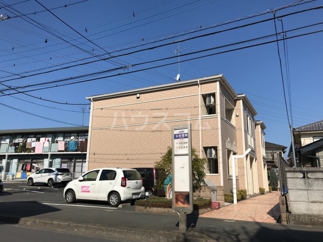 24/30 エントランス