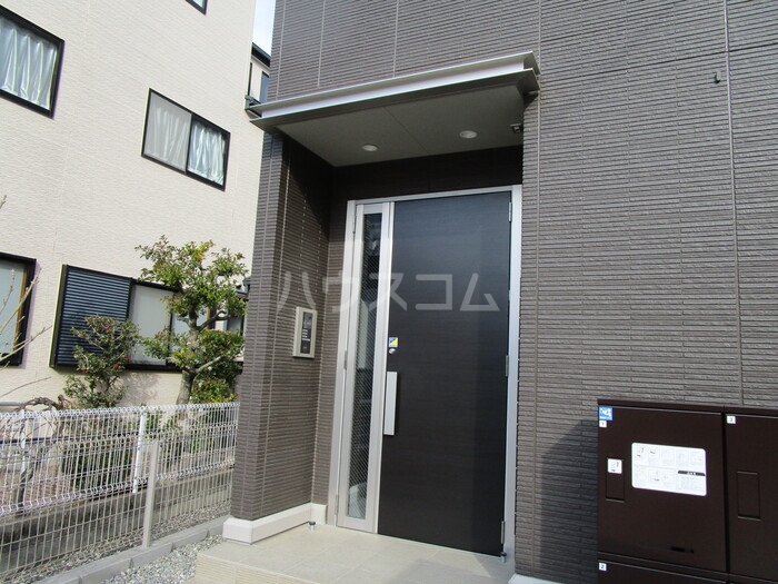 19/29 エントランス