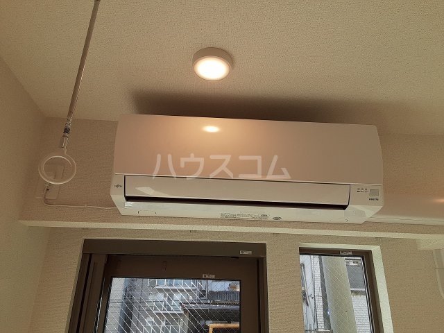 19/30 エントランス