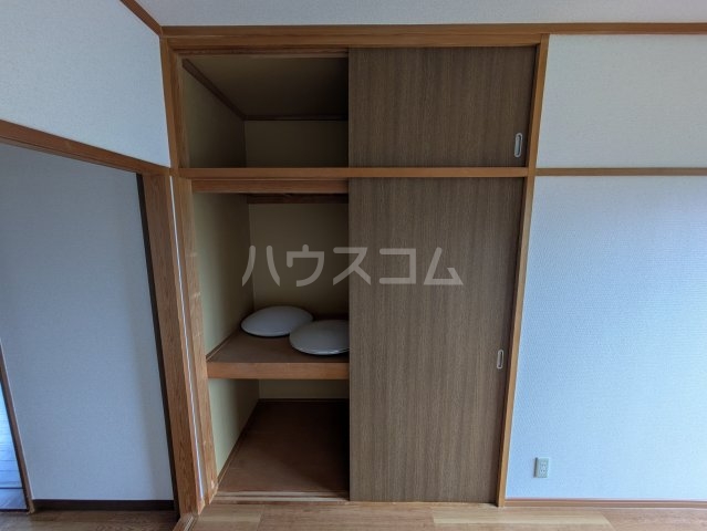 13/30 収納