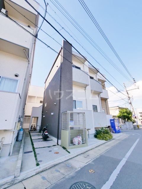 1/8 外観