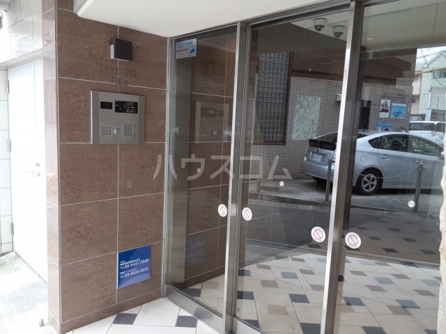 3/5 エントランス