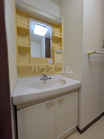 13/23 洗面