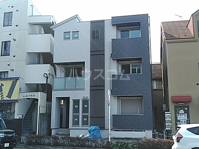 2/10 外観