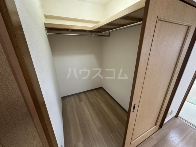 13/30 収納