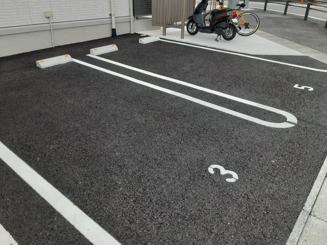 2/10 駐車場