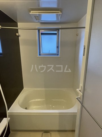 13/30 浴室