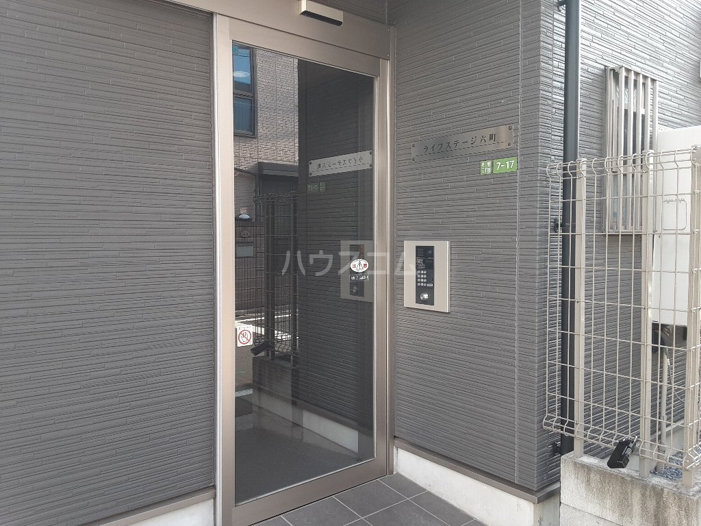 2/7 エントランス