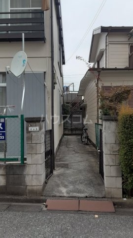 3/4 エントランス