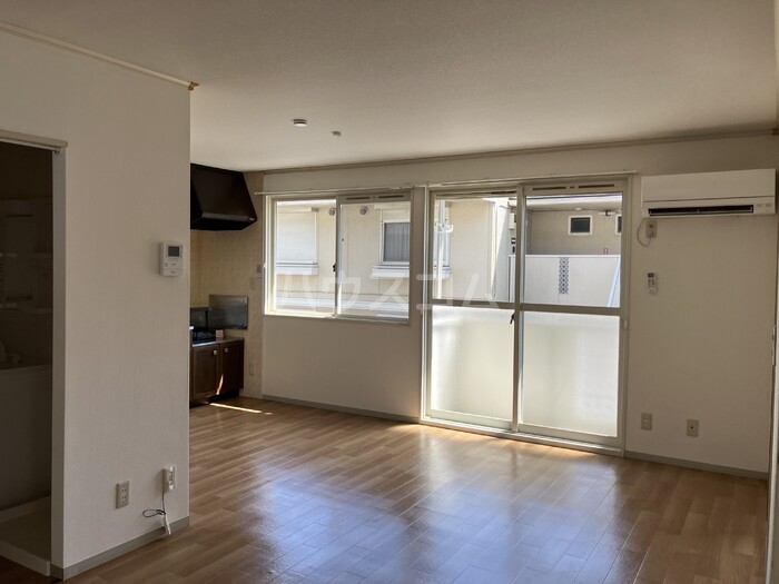 3/17 リビング/ダイニング