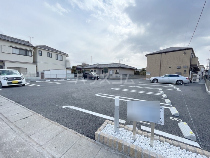 21/22 駐車場