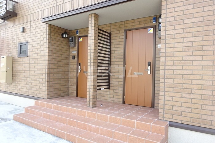 17/22 エントランス