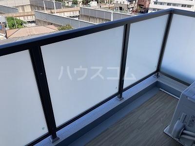 13/30 バルコニー