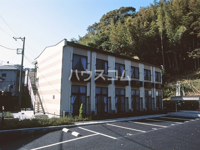 2/2 エントランス