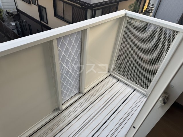 19/28 バルコニー