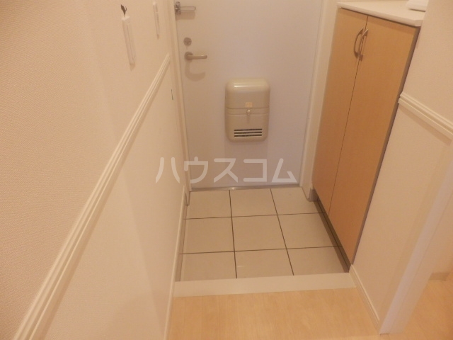 14/30 玄関