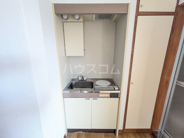13/30 キッチン