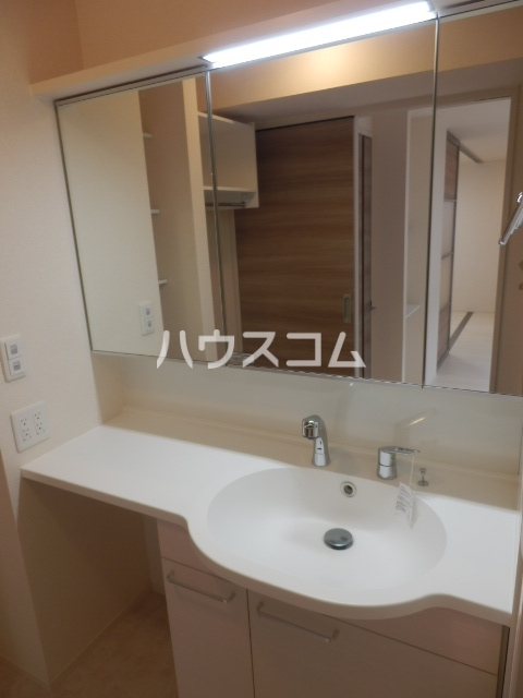 14/30 洗面