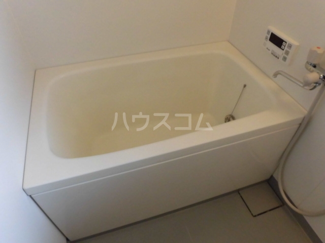 18/30 浴室