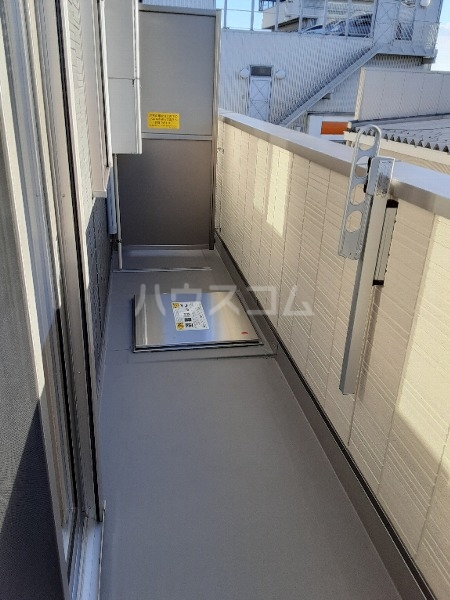 17/29 バルコニー