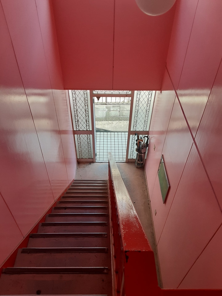 21/25 エントランス