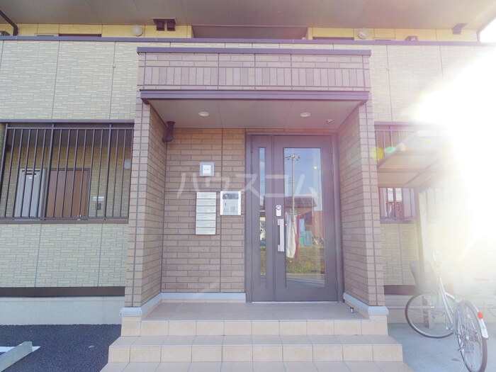 13/24 エントランス