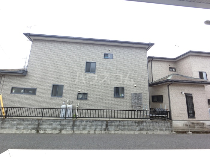 2/4 駐車場
