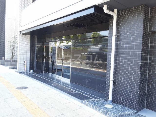 29/30 エントランス