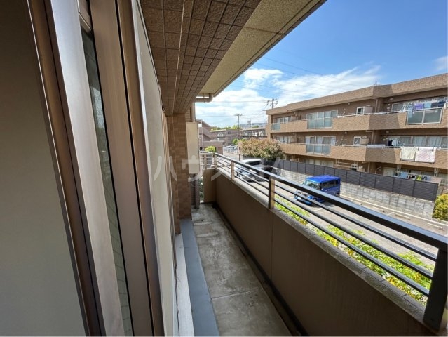 20/30 バルコニー