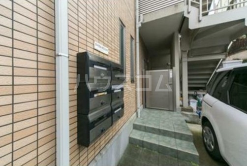 19/29 エントランス