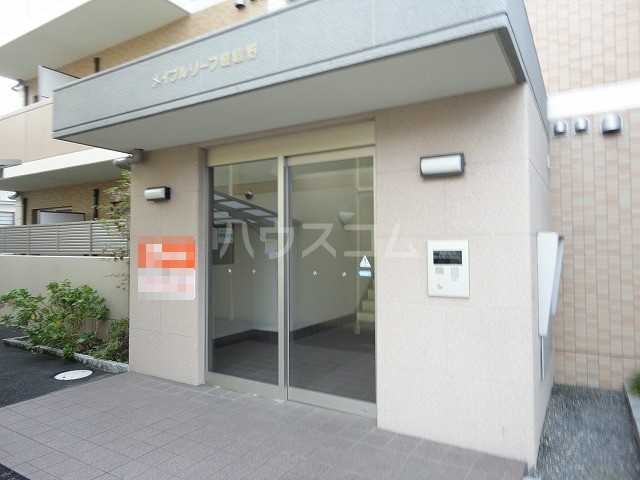 20/29 エントランス