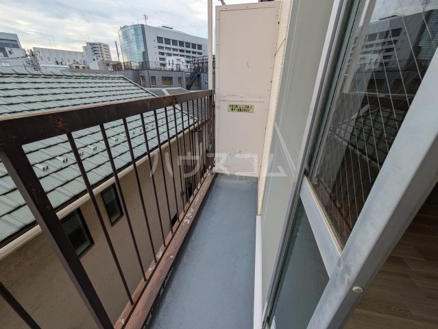 19/30 バルコニー