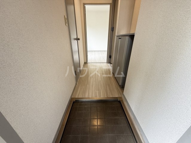14/30 玄関