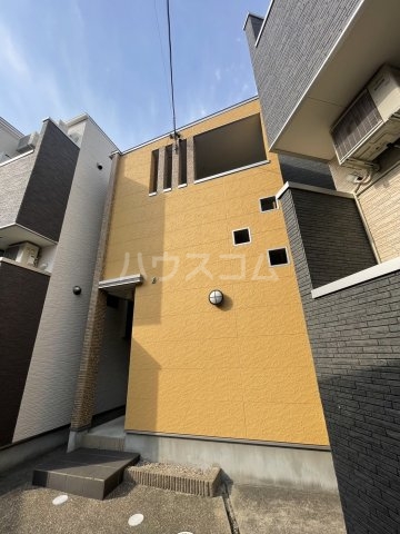 2/30 外観
