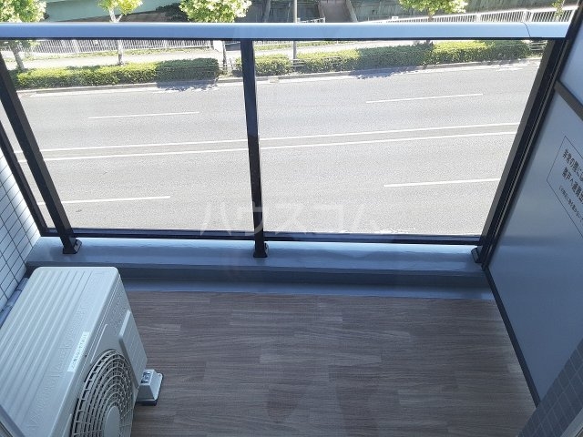 21/30 バルコニー