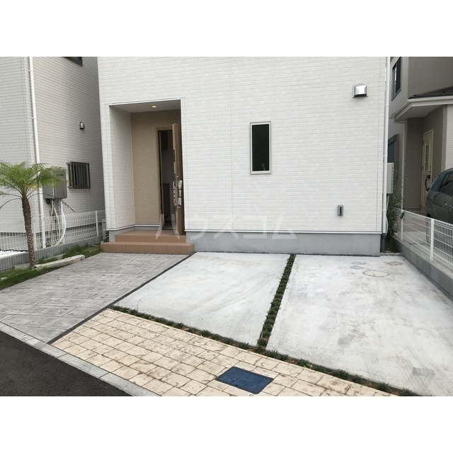 20/30 駐車場