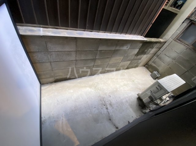 20/30 バルコニー