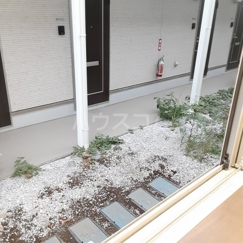 13/30 バルコニー