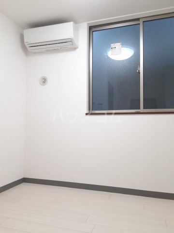 21/30 エントランス