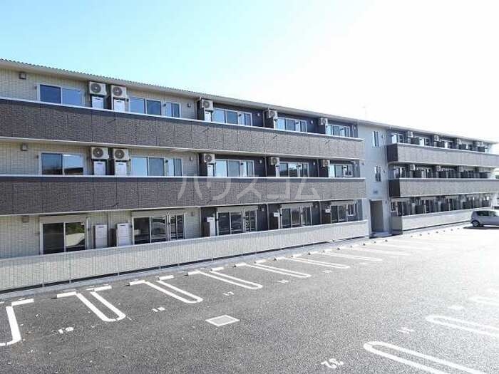 ヴィラ２４５外観