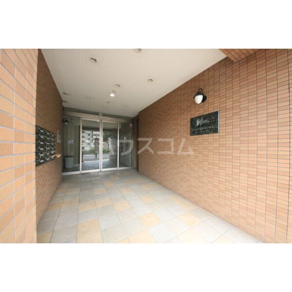 20/25 エントランス