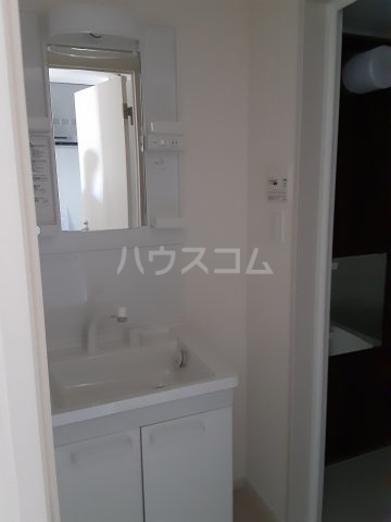 18/28 洗面
