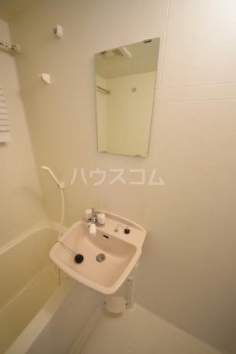 13/30 洗面