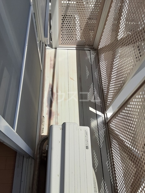 16/25 バルコニー