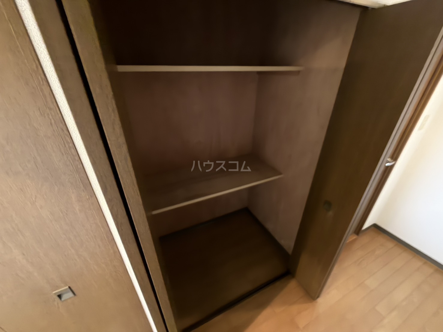 13/30 収納