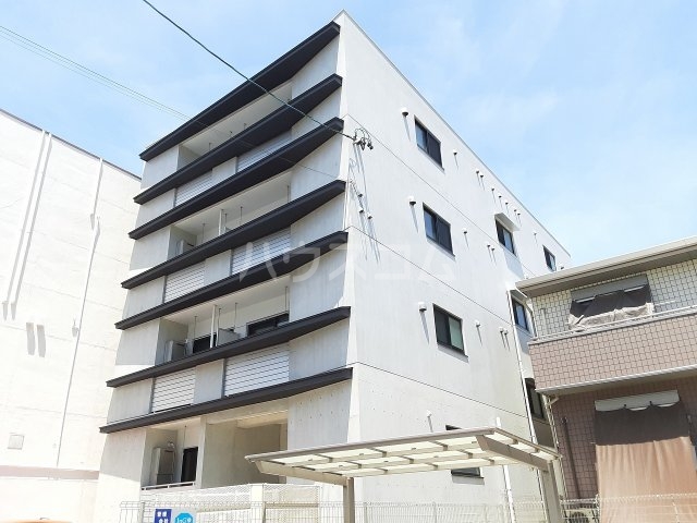 1/4 外観