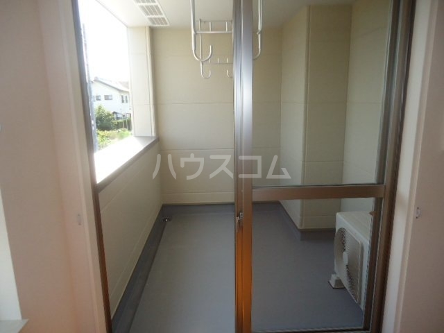 18/23 バルコニー