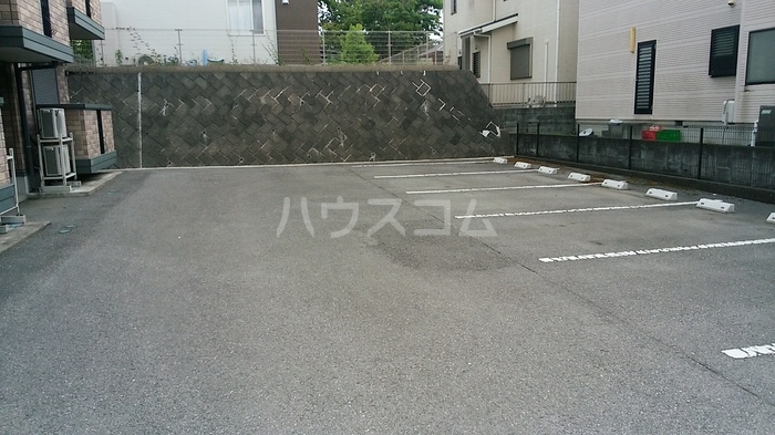 20/30 駐車場