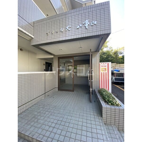 17/24 エントランス